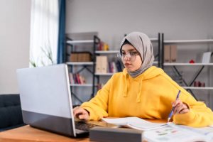 Bonyan Academy; online Arabic classes taught by licensed instructors